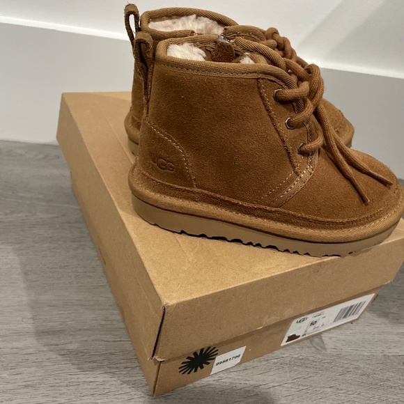 Ugg toddler Neumel II Boot-Chestnut - Picture 3 of 3